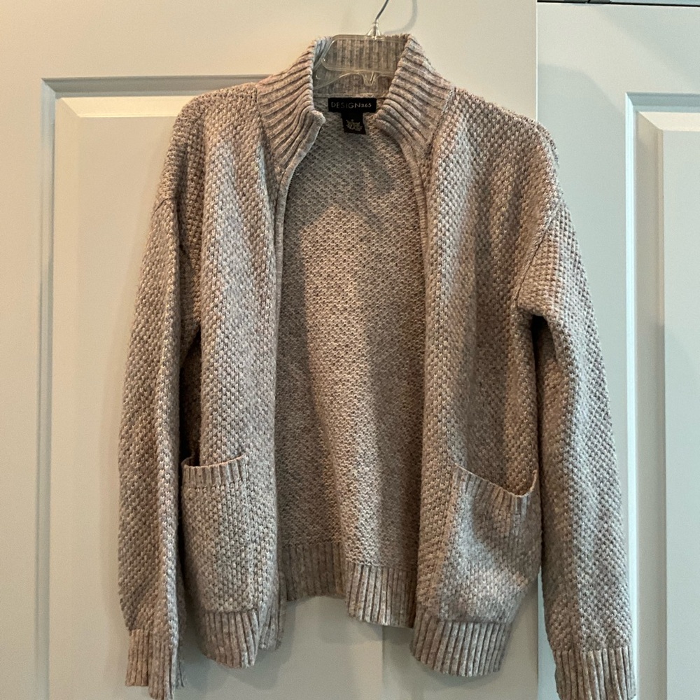 Design365 Zip-up Cardigan; multi color sweater